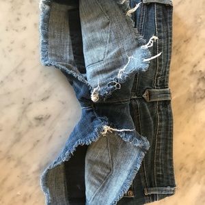 Hudson jean shorts cutoffs, sz 27